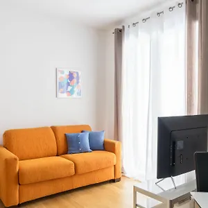 Joivy Sunny 1-bed Flat With Balcony Mediolan